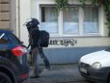 Einsatz Feuerwehr SEK Polizei Koeln Nippes Merheimerstr P070